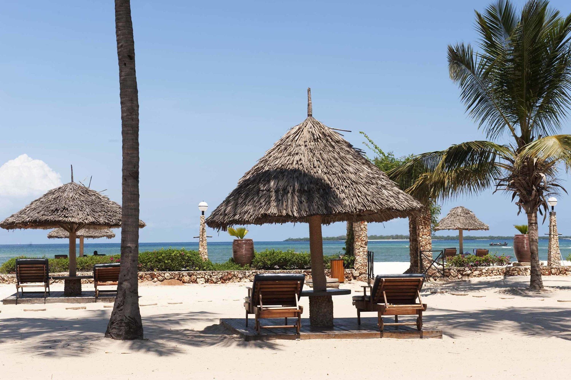 Kunduchi Beach Hotel & Resort Дар-ес-Салам Екстер'єр фото
