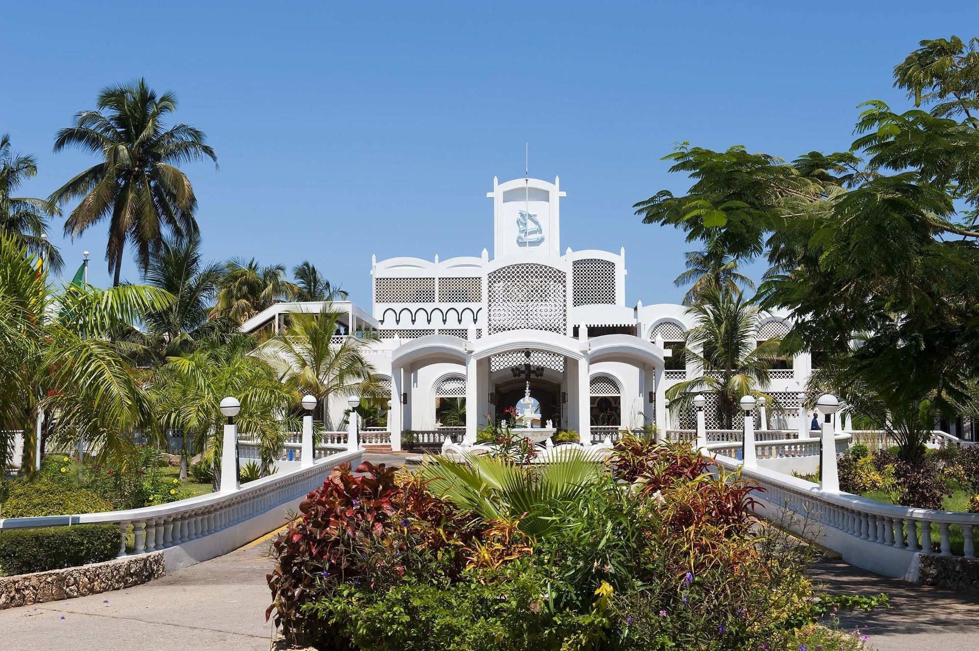 Kunduchi Beach Hotel & Resort Дар-ес-Салам Екстер'єр фото