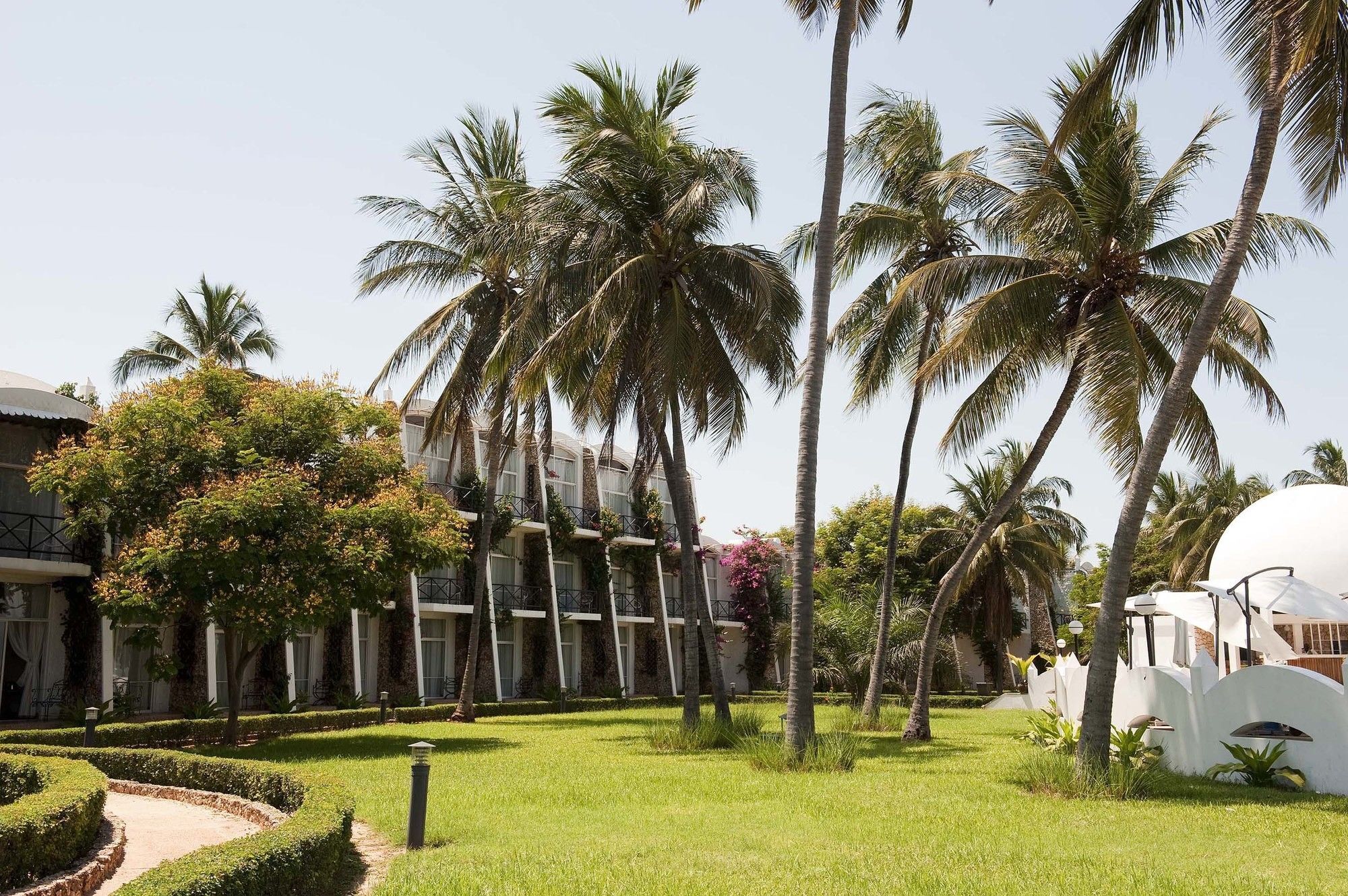 Kunduchi Beach Hotel & Resort Дар-ес-Салам Екстер'єр фото