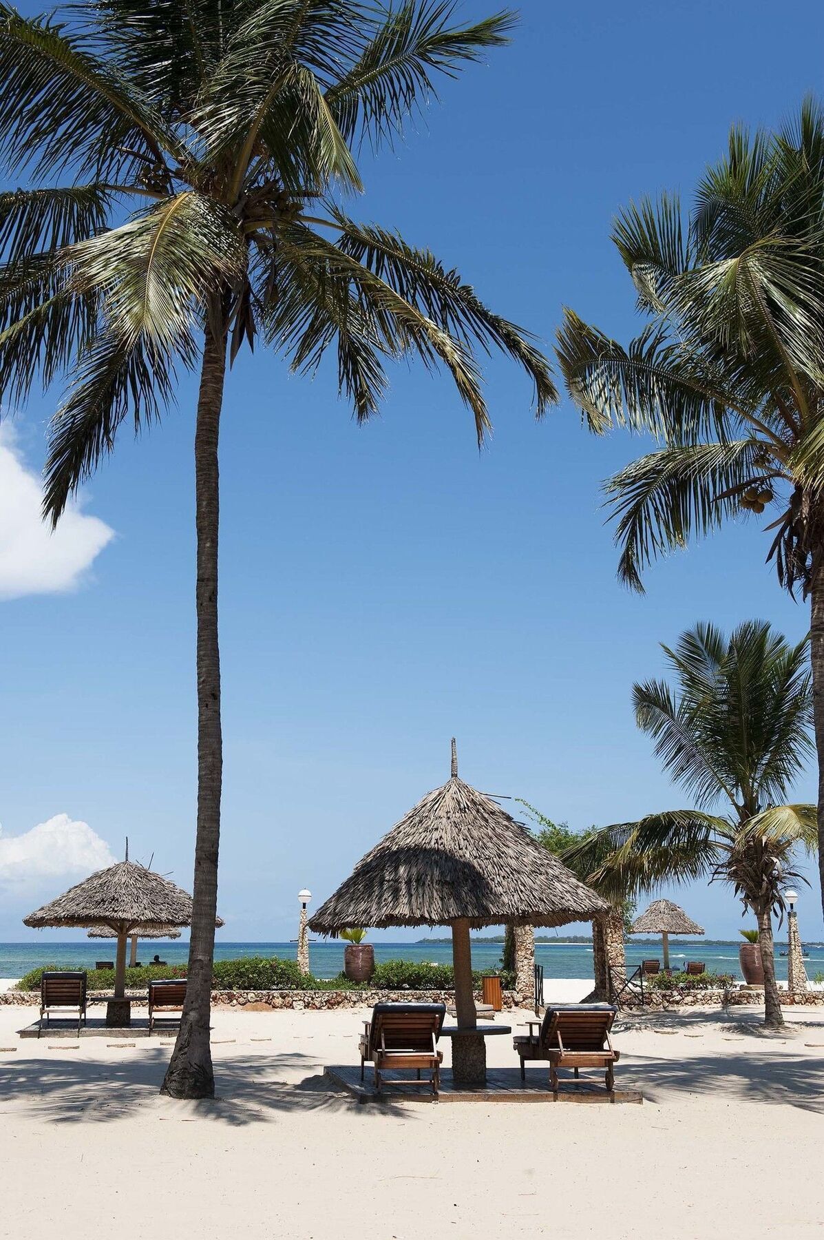 Kunduchi Beach Hotel & Resort Дар-ес-Салам Екстер'єр фото